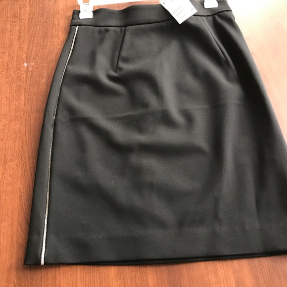 Black pencil skirt with silver trim - Picture 1 of 2